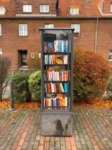 Bücherschrank am Josef-Esser-Platu